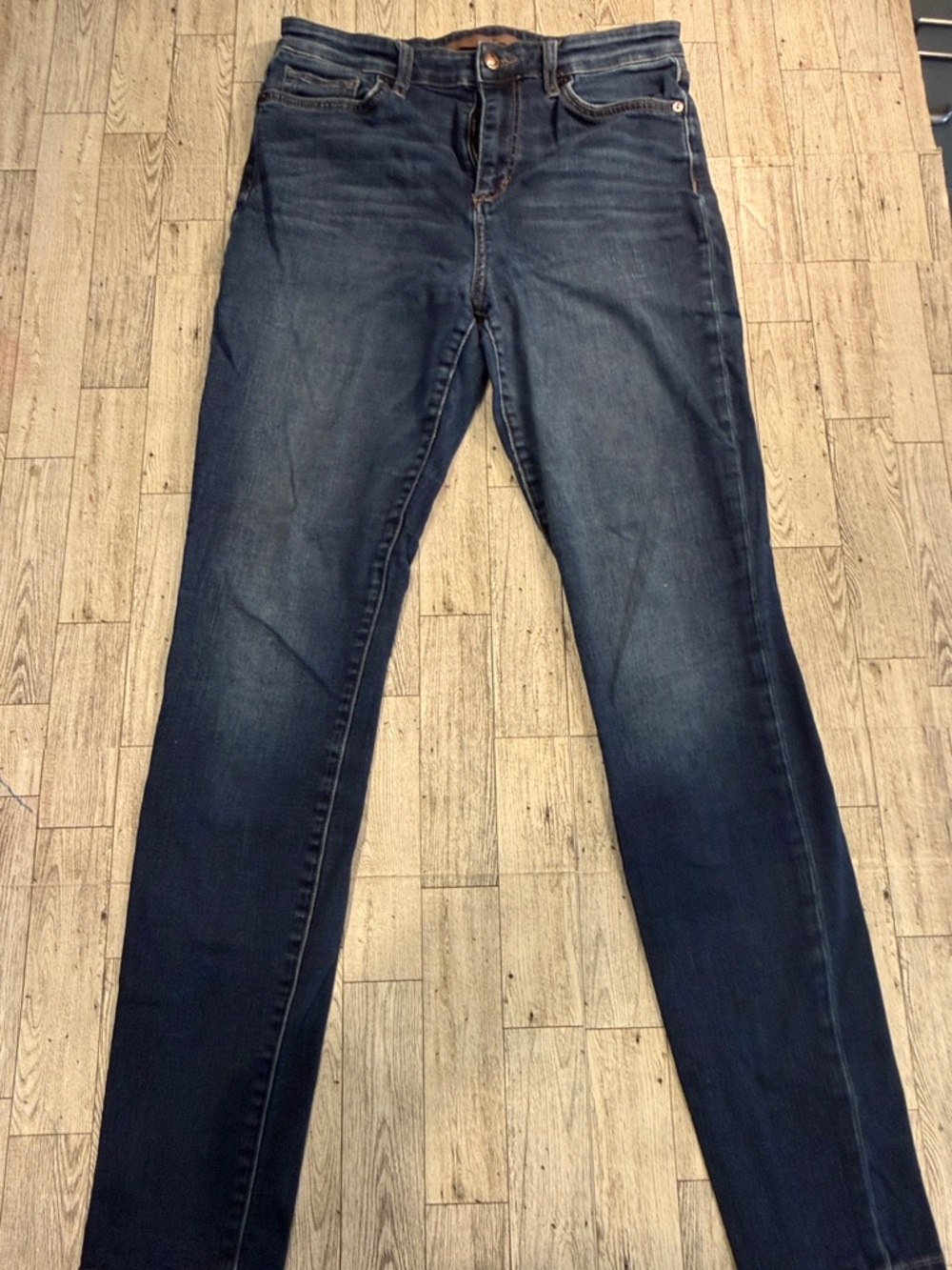 Joe's Jeans Skinny in Dark Blue Wash